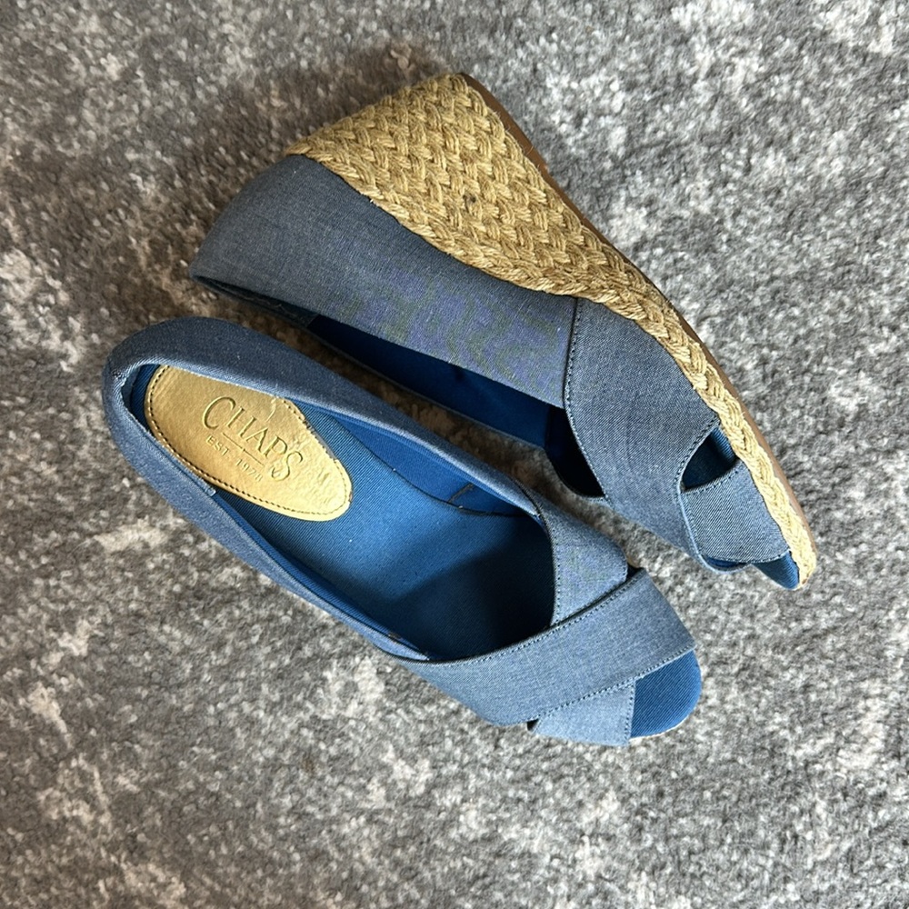 Chaps 💚 Blue and Tan Wedge Espadrilles - Picture 5 of 13